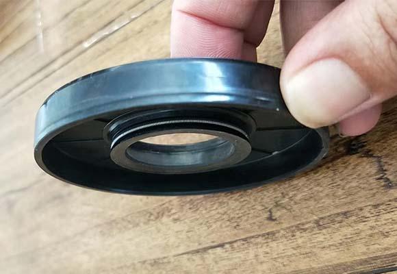 ���m��ˮ�ܷ�Ȧ